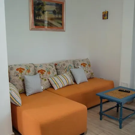 Vila M12 게스트하우스 *