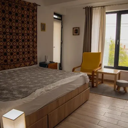 Vila M12 Năvodari
