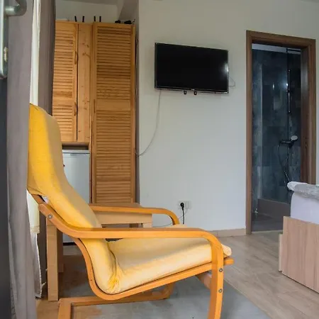 Vila M12 Affittacamere Năvodari